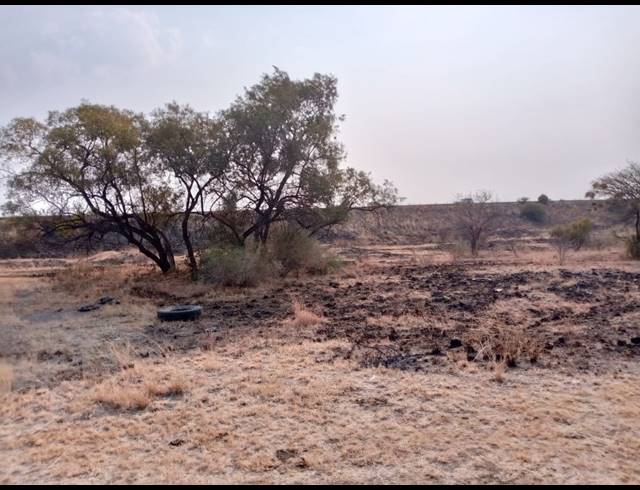 8.40HA SMALLHOLDING FOR SALE IN OORZAAK AH